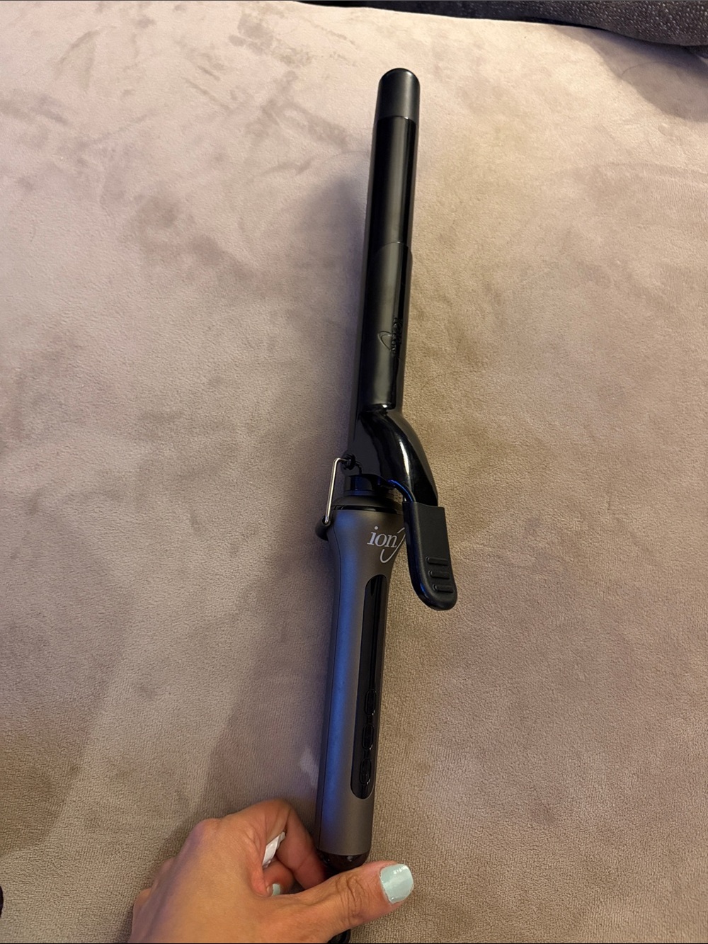 Ion Ceramic Curling Iron in Black - Professal Curl Styler